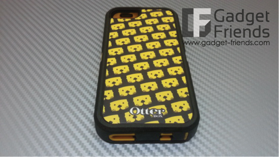 Otterbox iPhone 5 Defender Otter Character Case Otto Pattern ของแท้ 100% เคสมือถือ เคส iPhone5 สุดแจ่มมาพร้อมกับ Grip และลวดลายแมวน้ำตามแบบฉบับ Otterbox เท่โดดเด่นพร้อมการปกป้องสูงสุด 3 ชั้น สะดวกพกพา